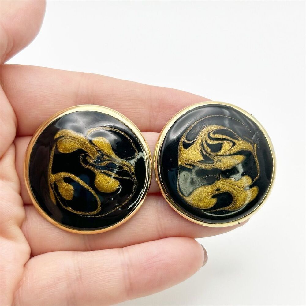 Vintage Round Black & Gold Tone Swirl Enamel Stud Earrings 1980s Pierced